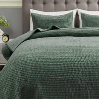 Tamara Velvet Quilt Set