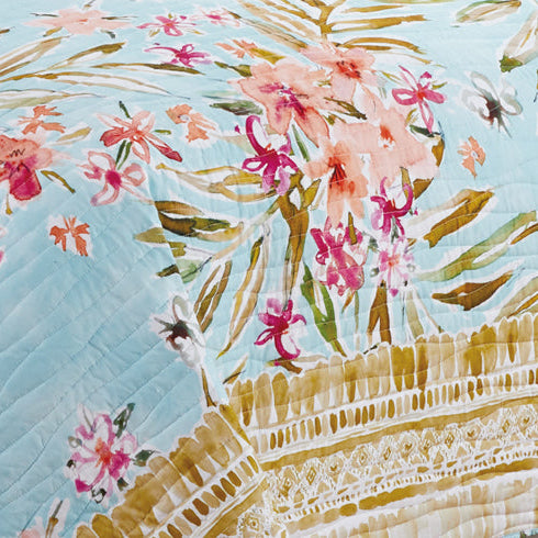 Nuevo Vallarta Quilt Sets