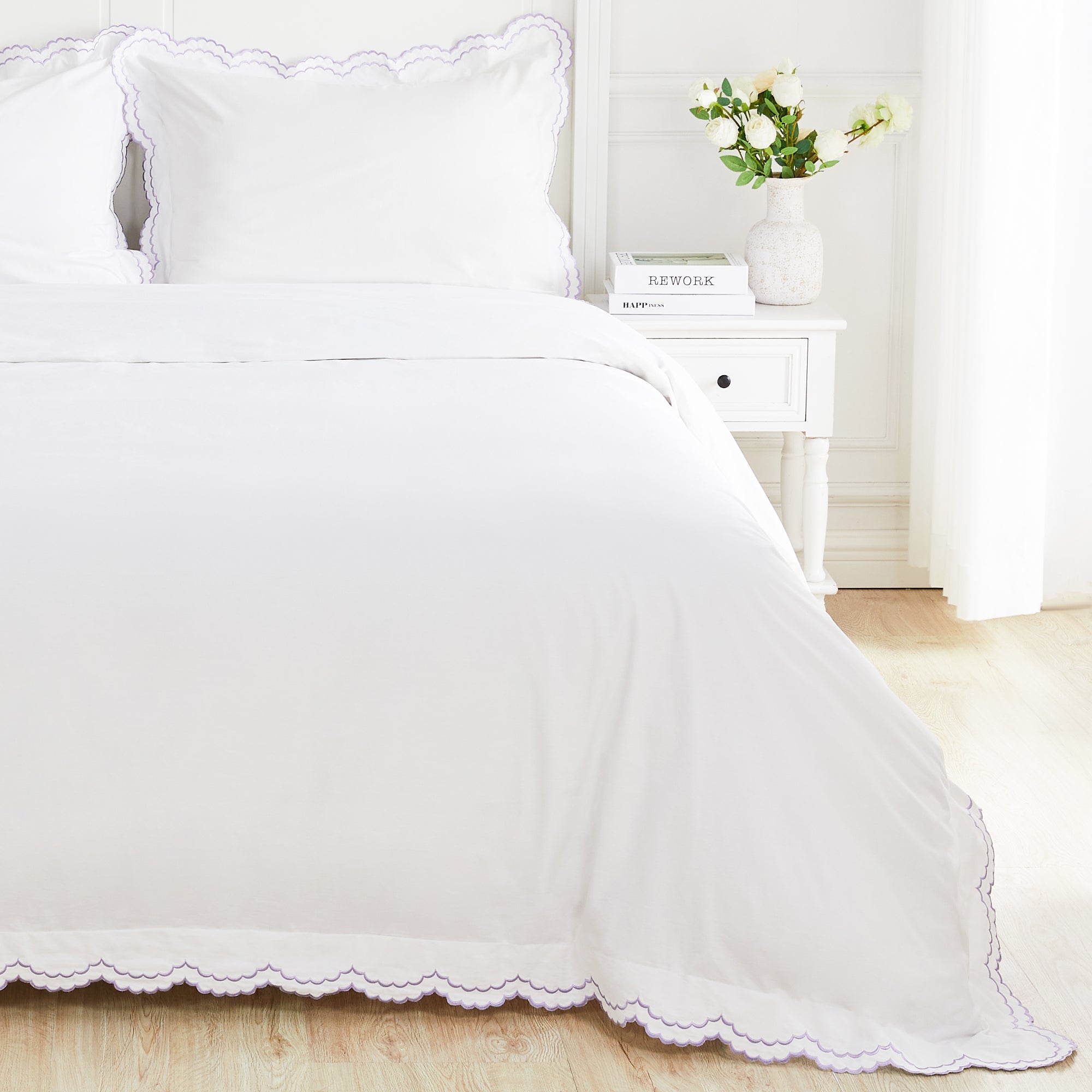Double Scallop Embroidered Percale Duvet Set