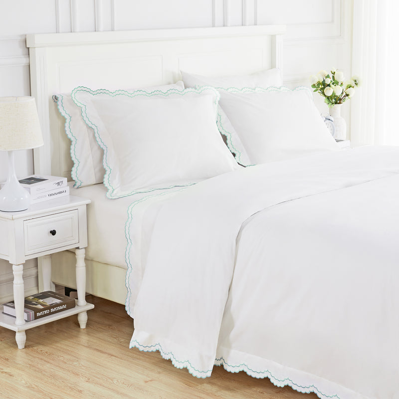 Double Scallop Embroidered Percale Duvet Set