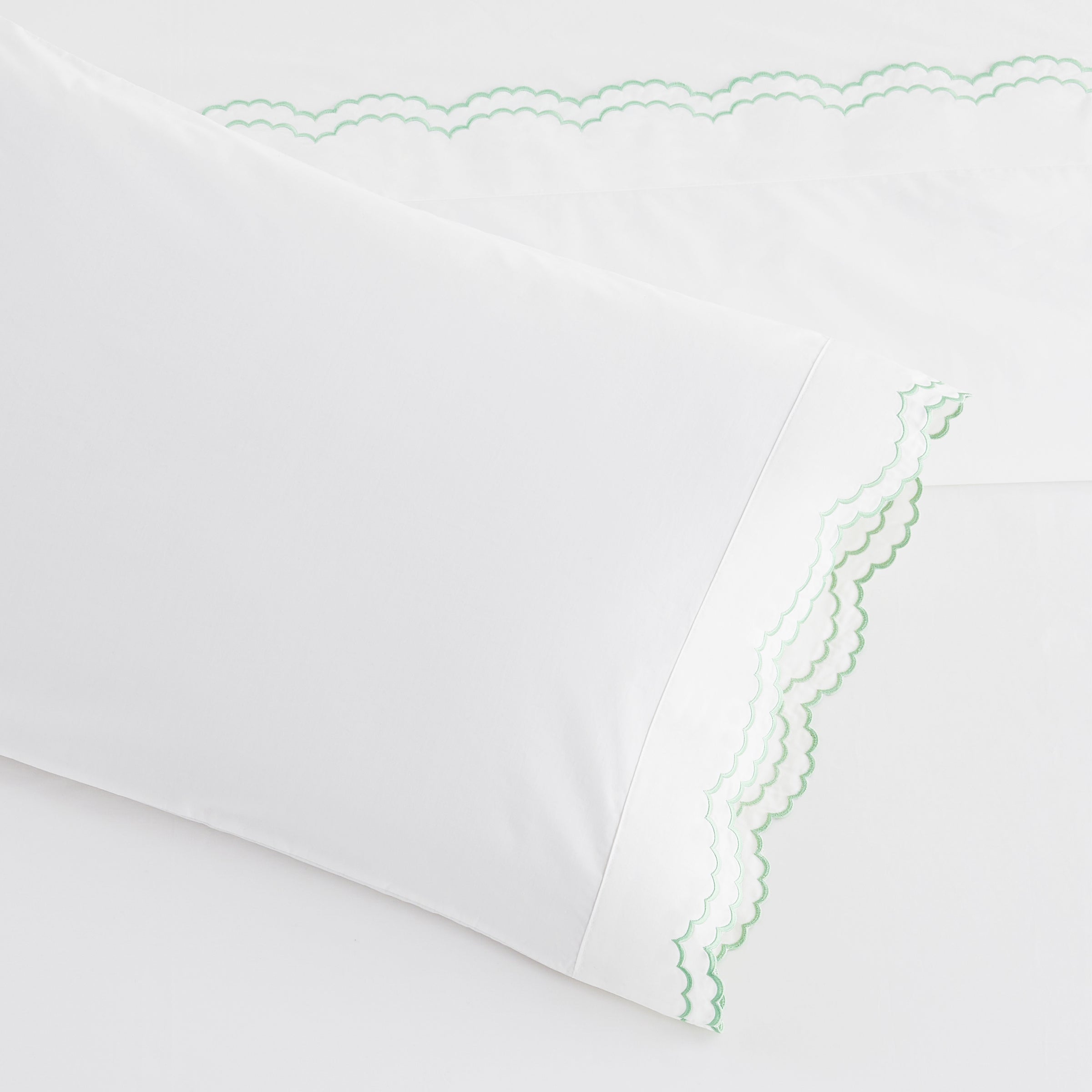 Double Scallop Embroidered Percale Sheet Set