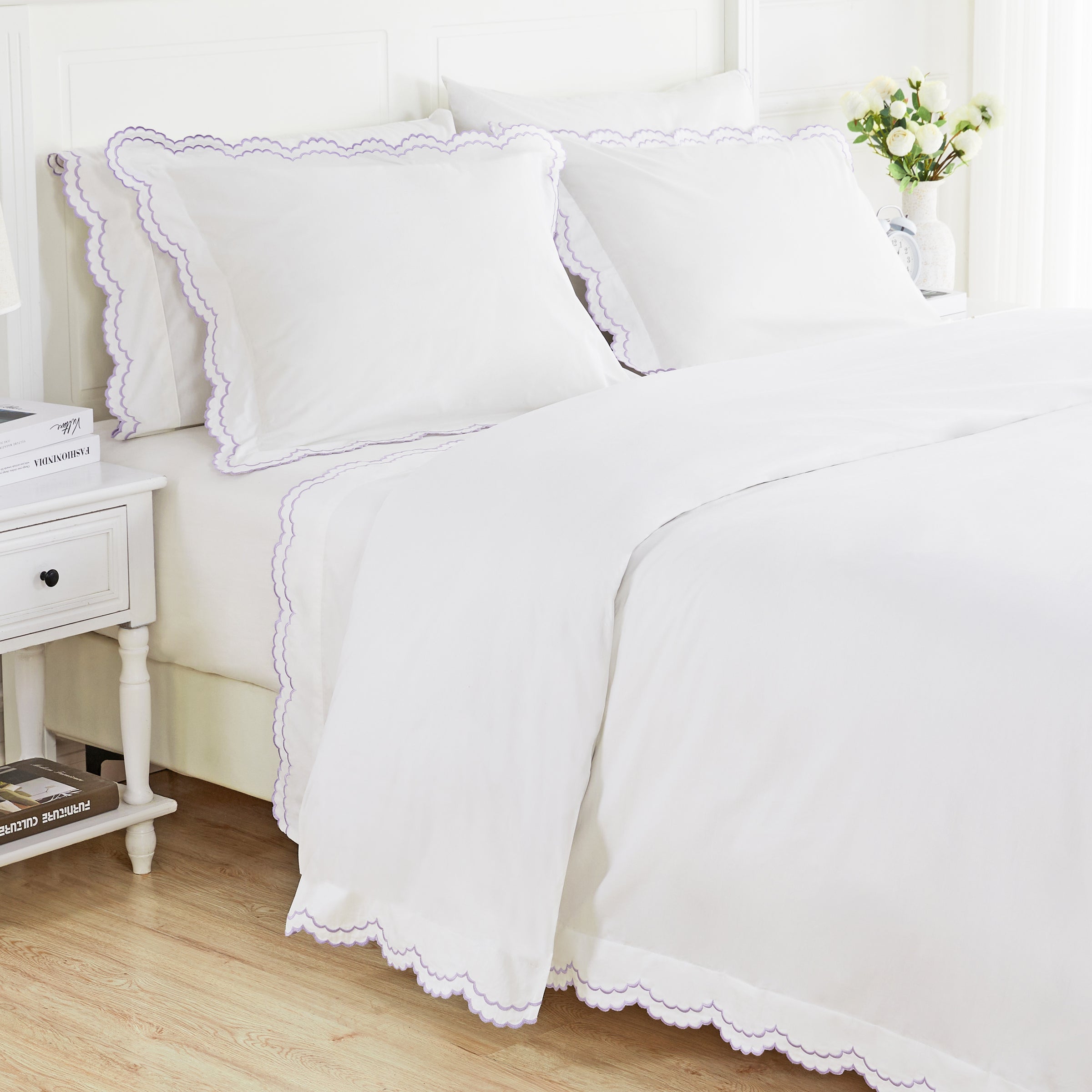 Double Scallop Embroidered Percale Duvet Set