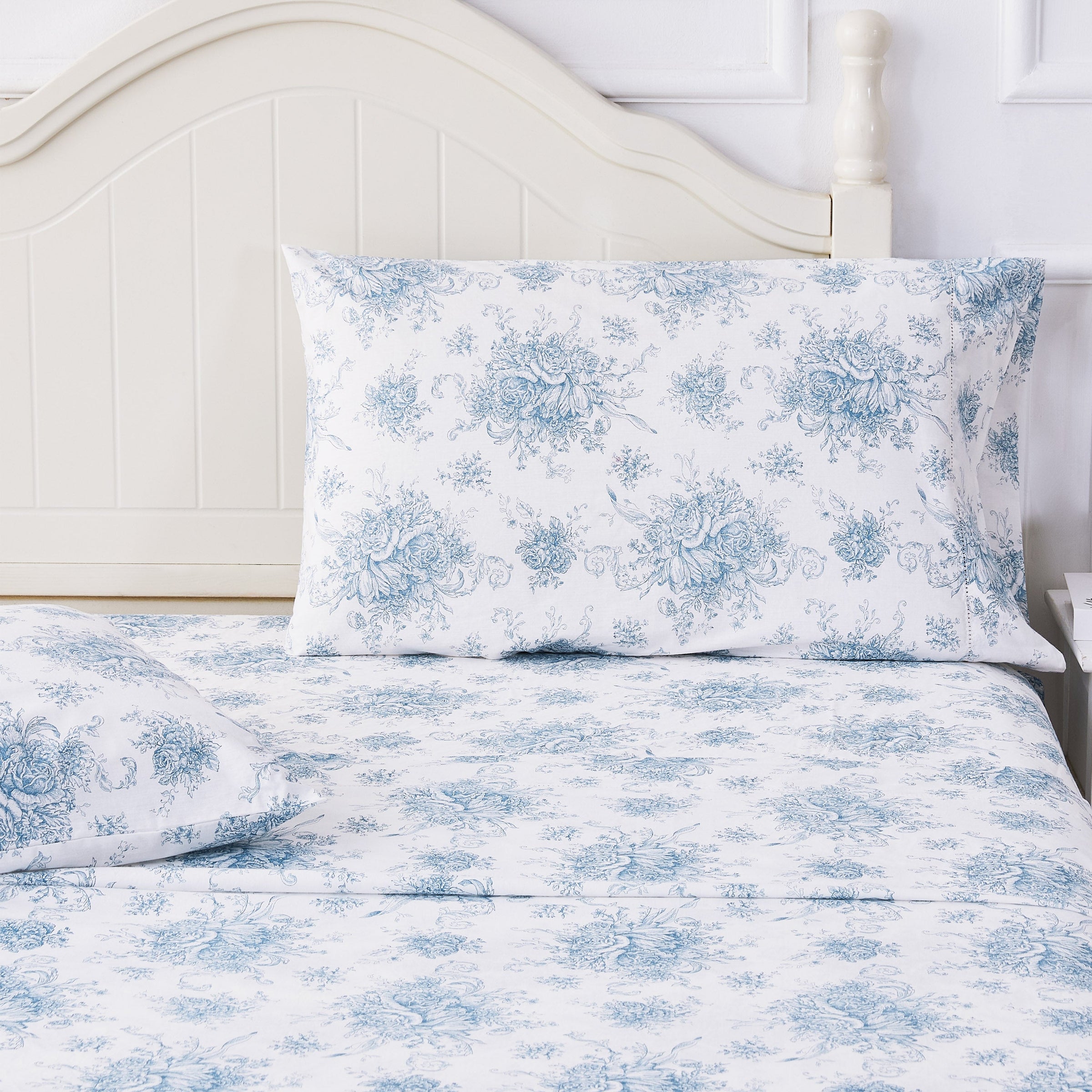 Petit Floral Toile Printed Cotton Percale Sheet Set
