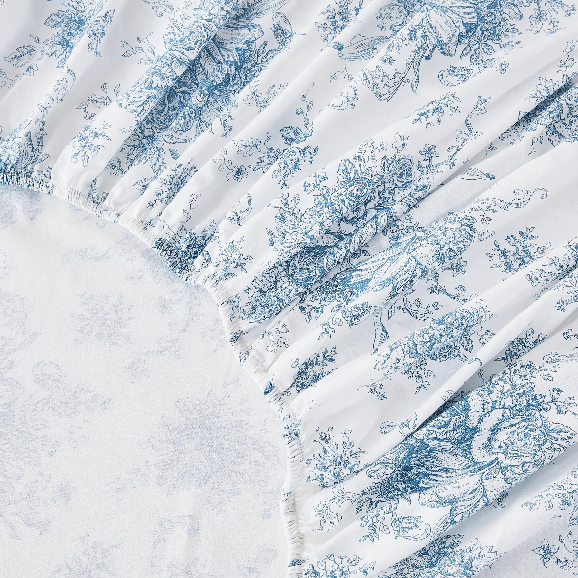 Petit Floral Toile Printed Cotton Percale Sheet Set