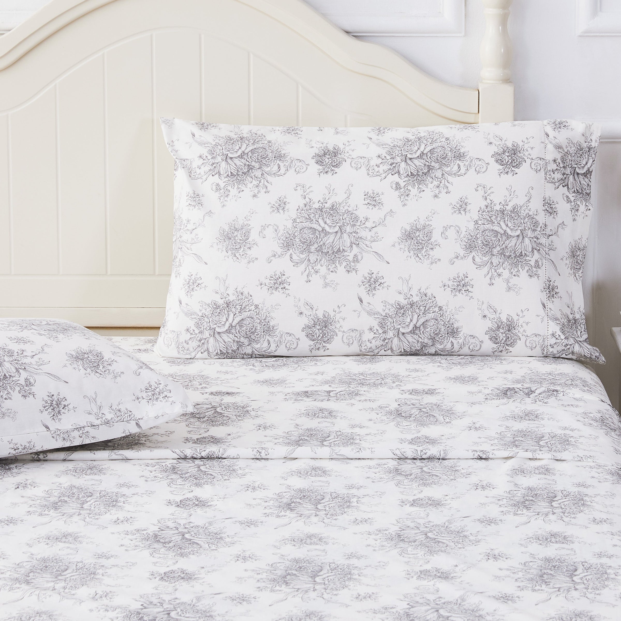 Petit Floral Toile Printed Cotton Percale Sheet Set