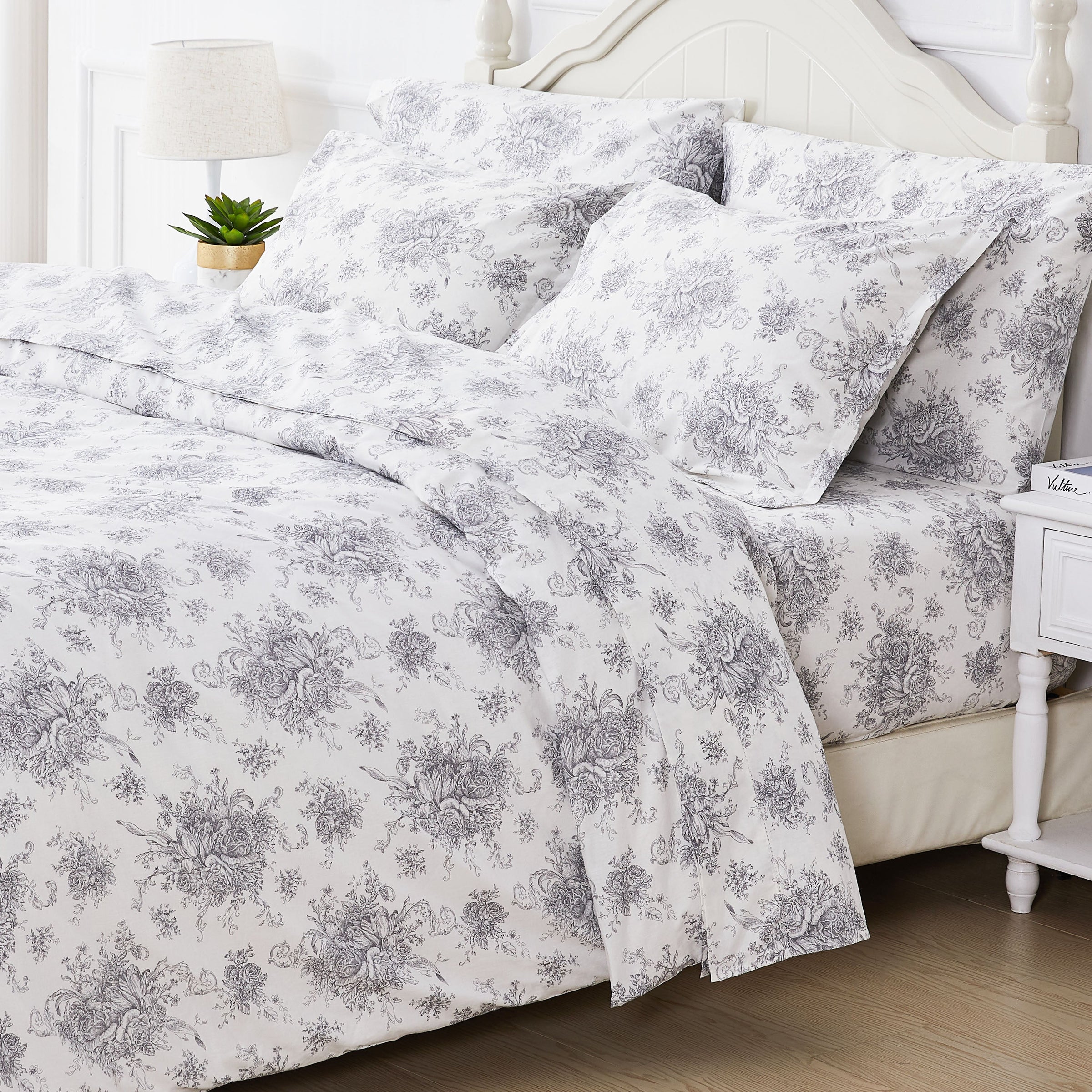 Petit Floral Toile Printed Cotton Percale Duvet Set