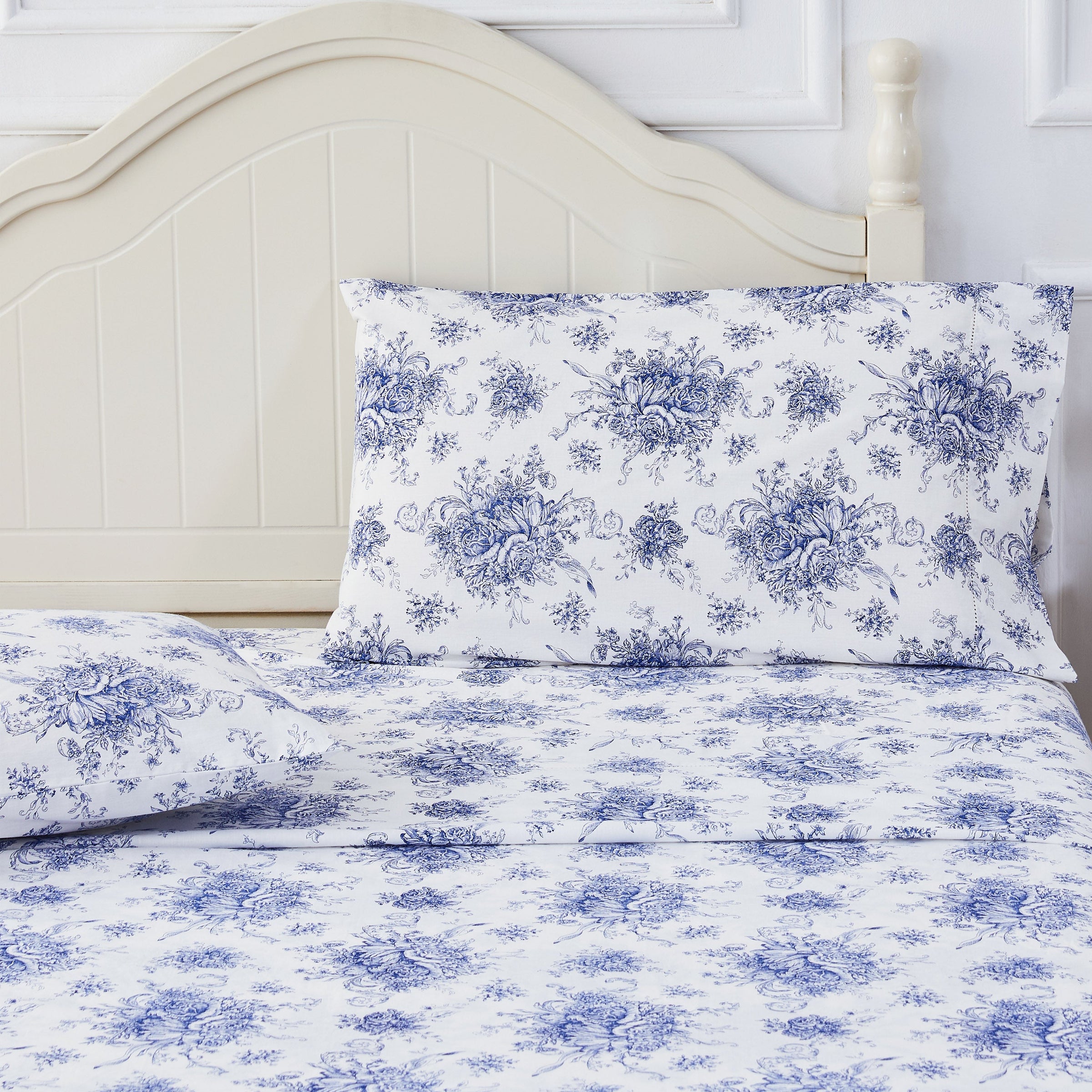 Petit Floral Toile Printed Cotton Percale Sheet Set