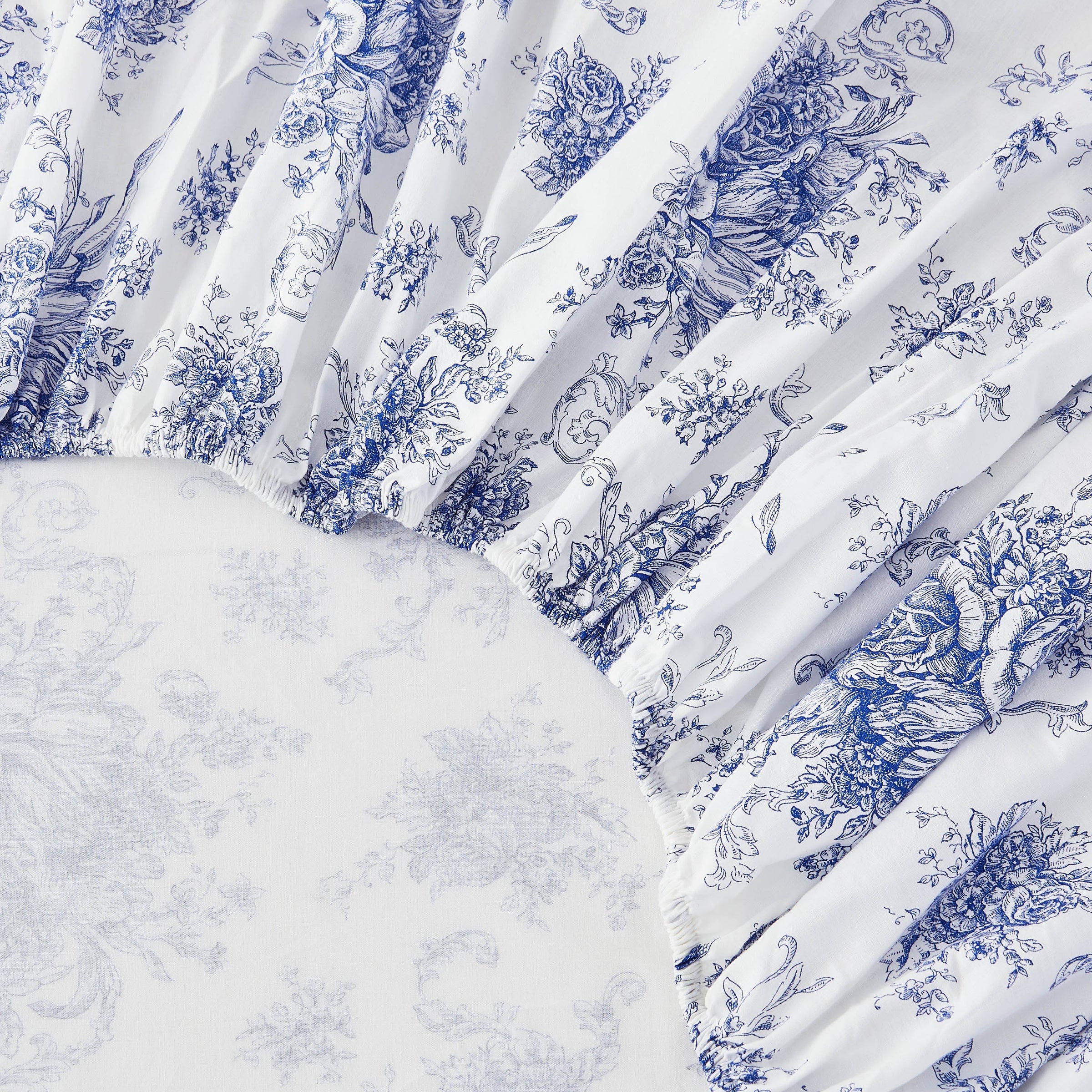 Petit Floral Toile Printed Cotton Percale Sheet Set