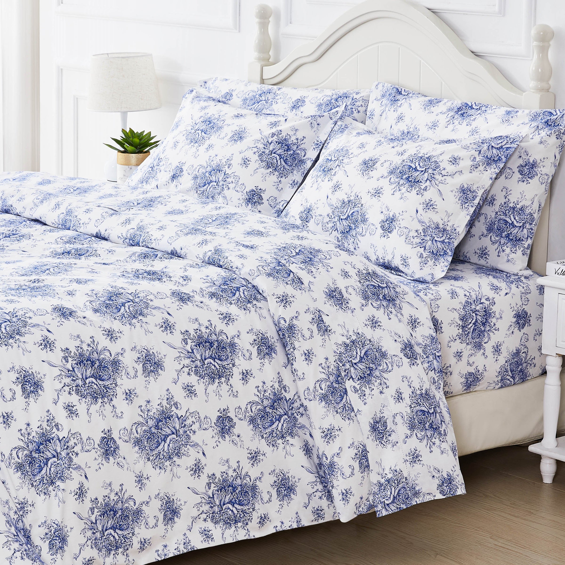 Petit Floral Toile Printed Cotton Percale Duvet Set
