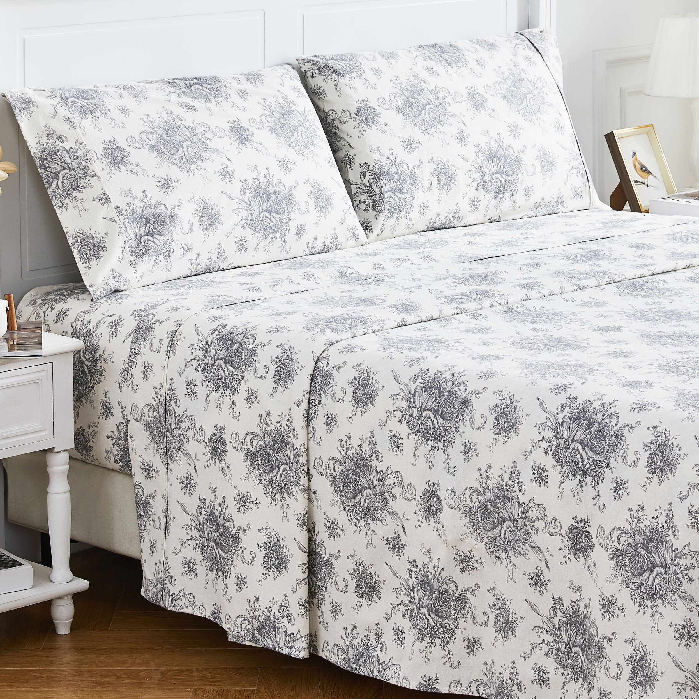 Petit Toile Flannel Bedding Bundle