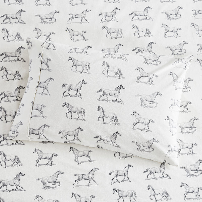 Horses Flannel Bedding Bundle