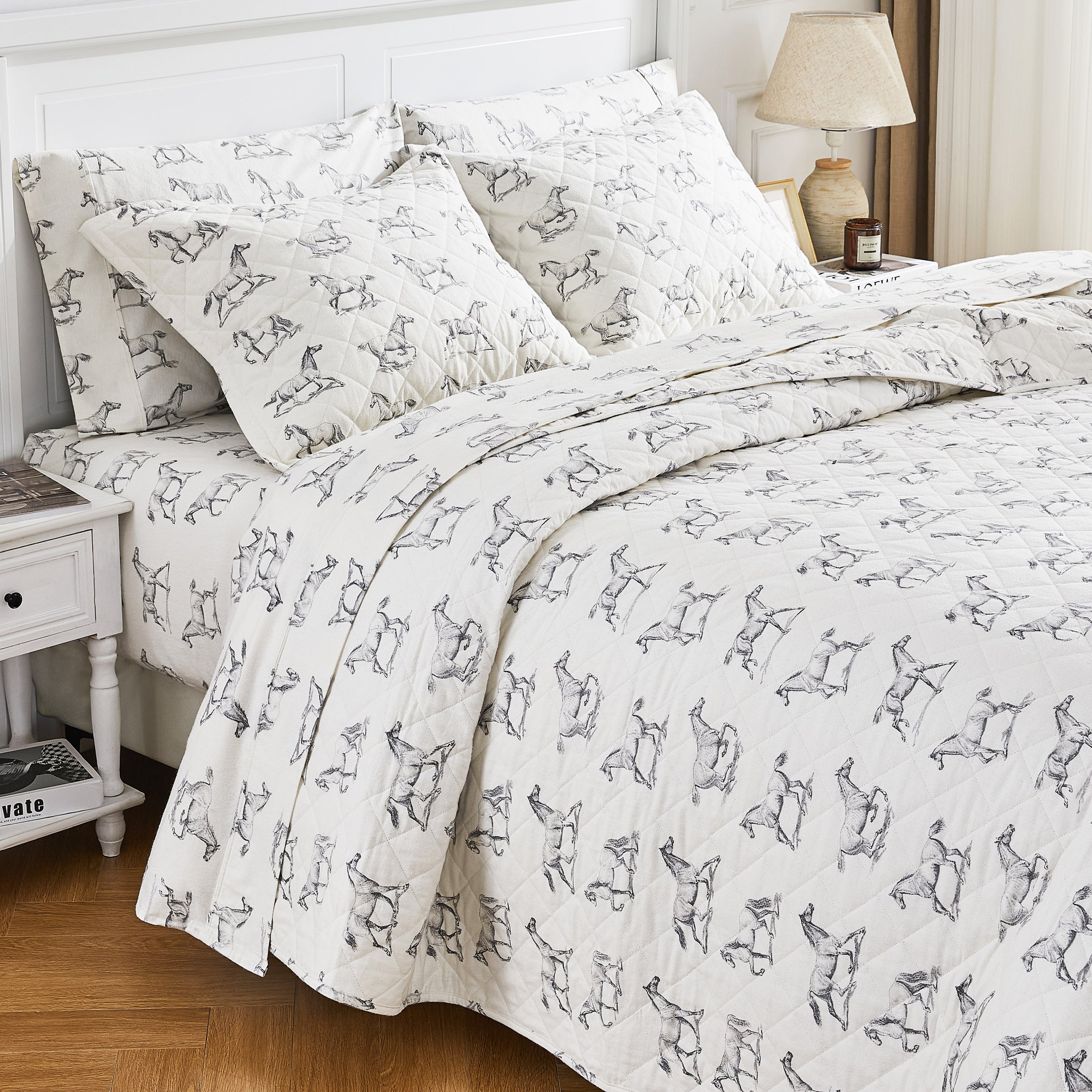 Horses Flannel Bedding Bundle