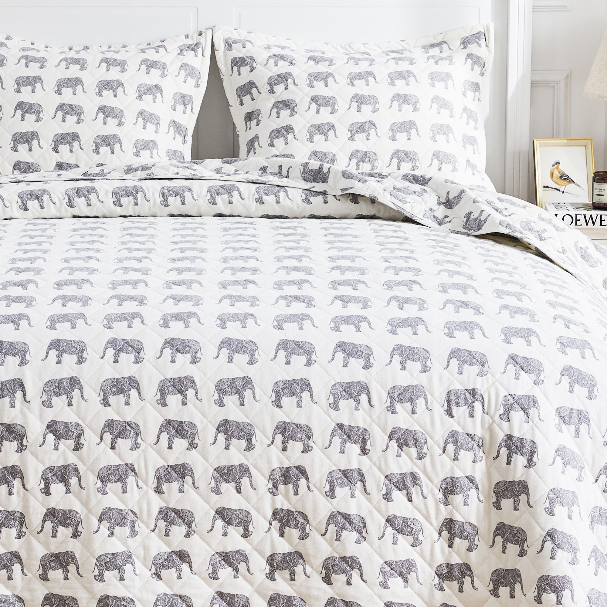 Elephants Cotton Flannel Quilt Set