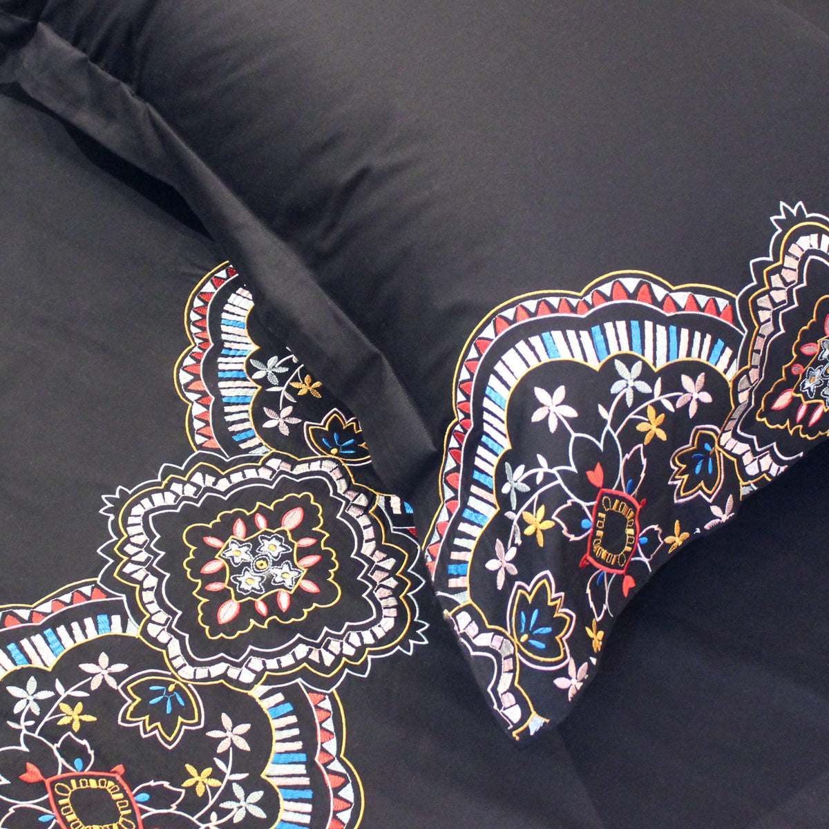 Morocco Embroidered Duvet Set
