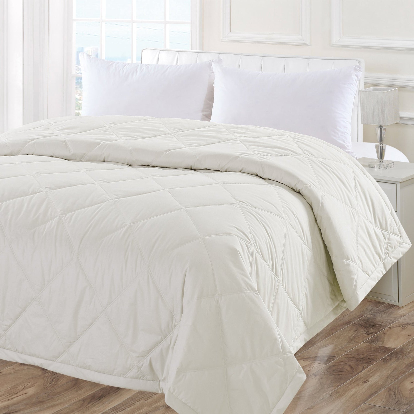 Down Alternative Diamond Box Blanket