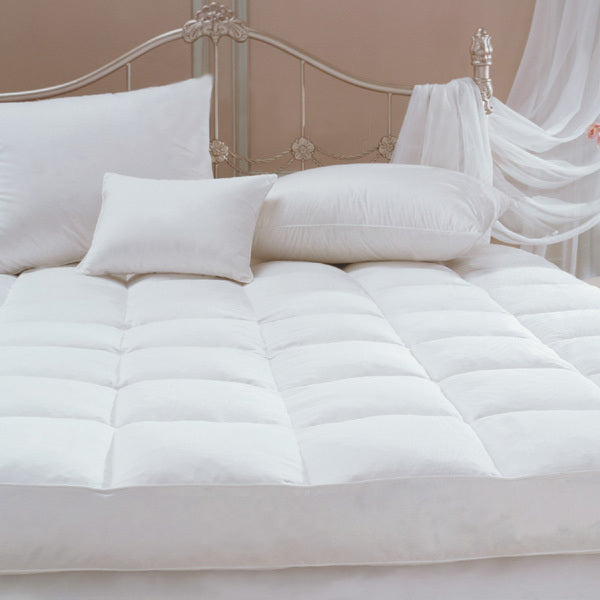 Deluxe Featherbed With White Goose Down