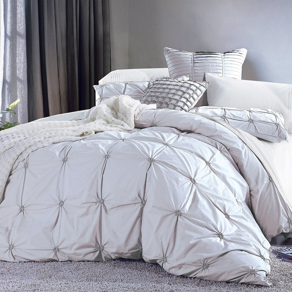Epoque Embroidered Duvet Set – Laytner