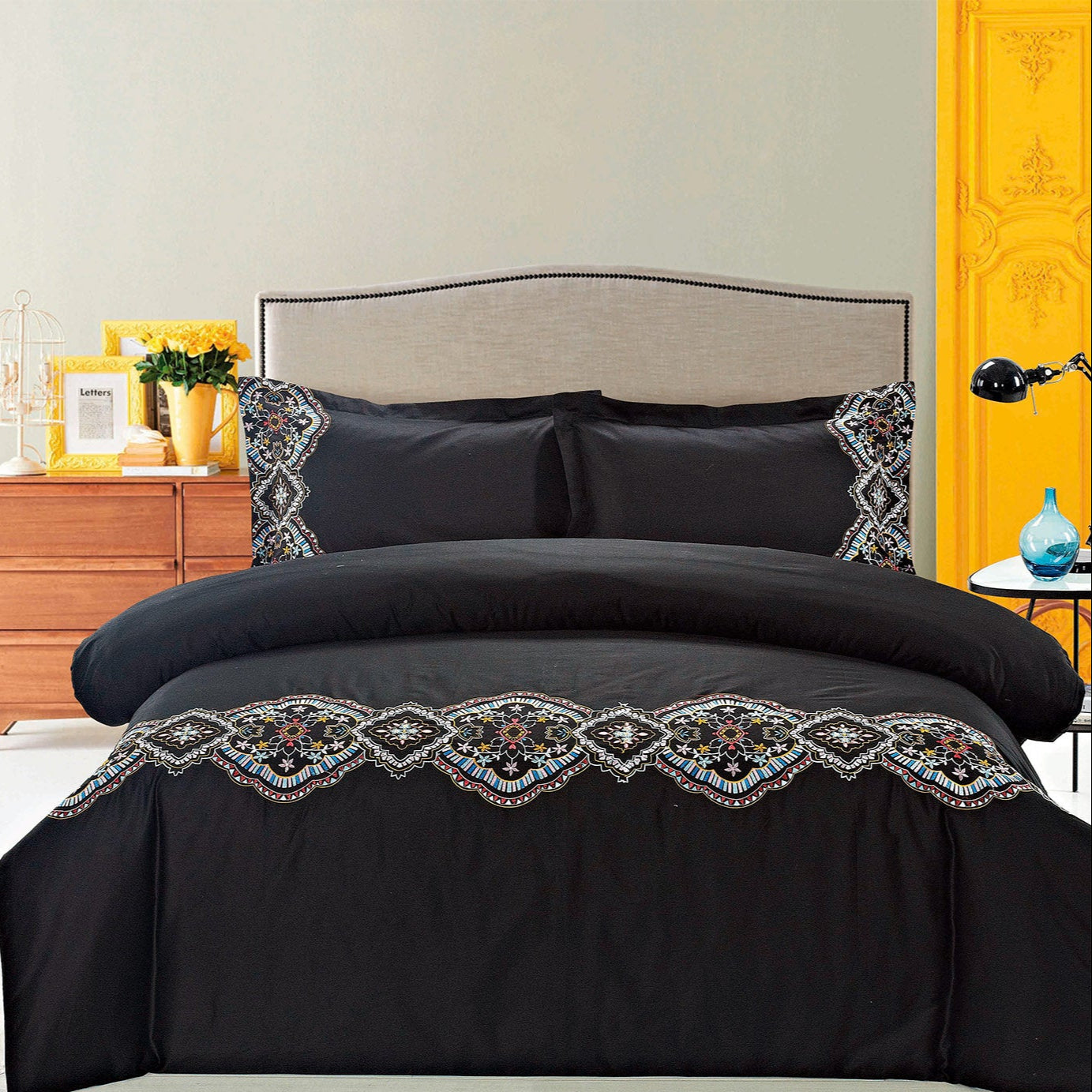 Morocco Embroidered Duvet Set